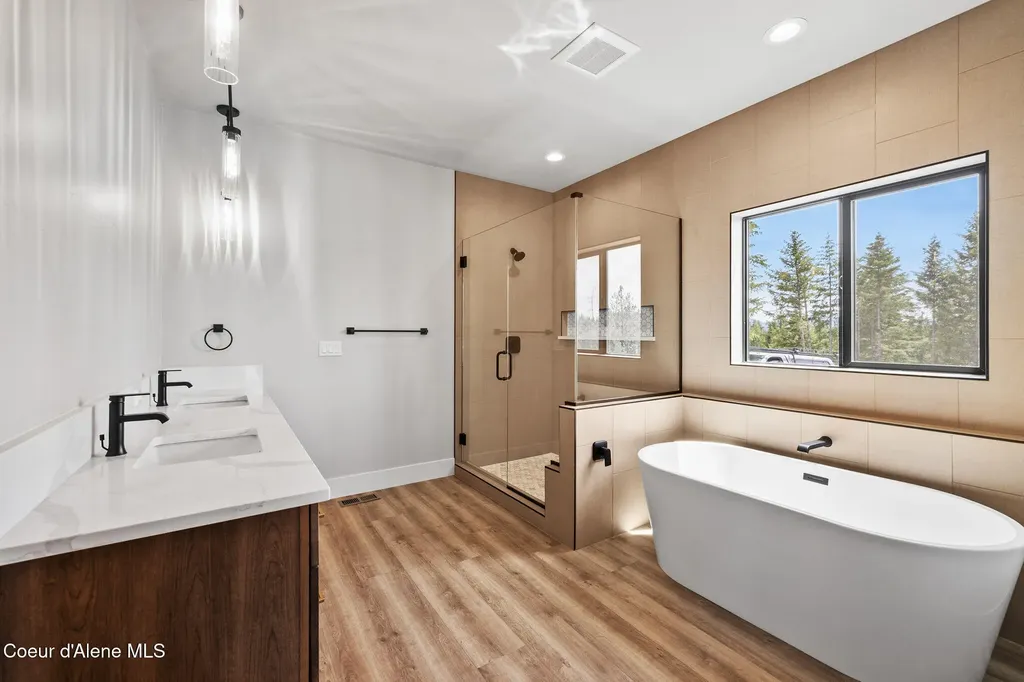 29835 N Archer Road Athol ID 83801