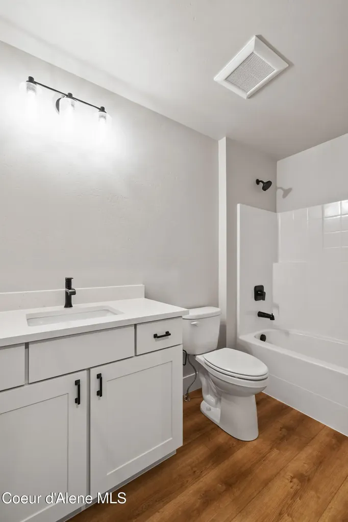29835 N Archer Road Athol ID 83801