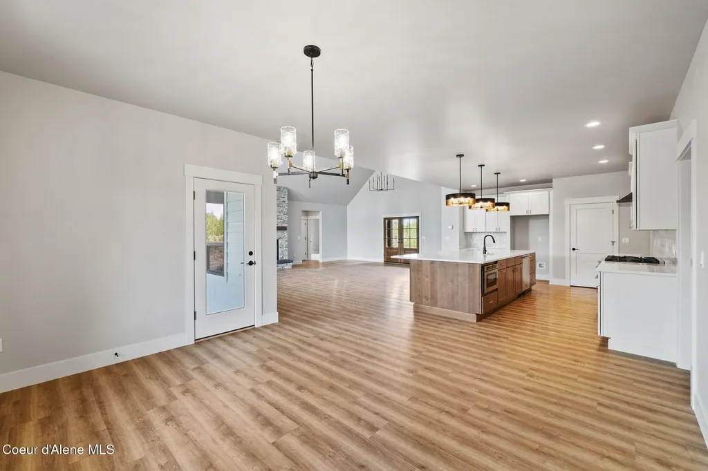 29835 N Archer Road Athol ID 83801