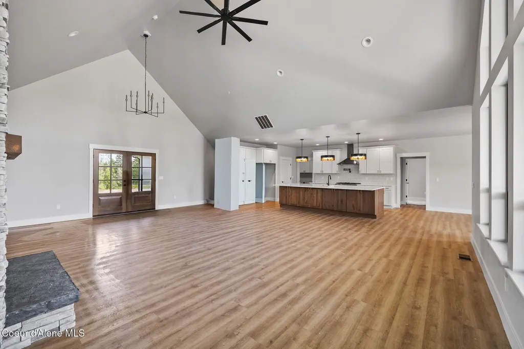29835 N Archer Road Athol ID 83801