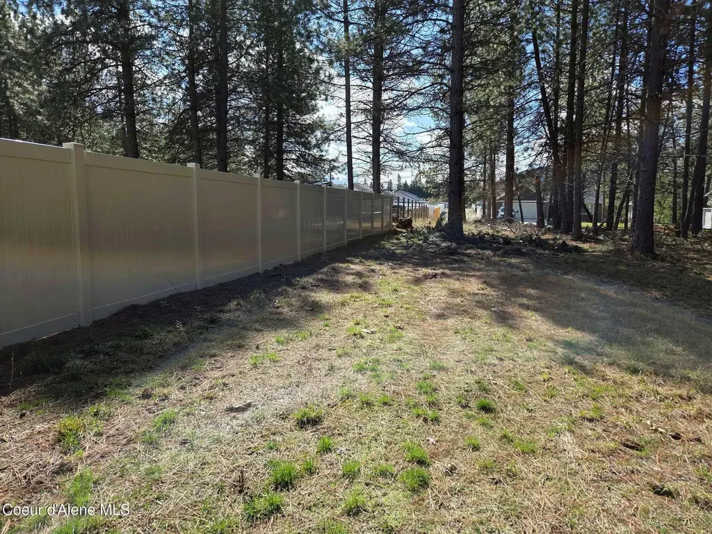 Nna 9th Street Spirit Lake ID 83869