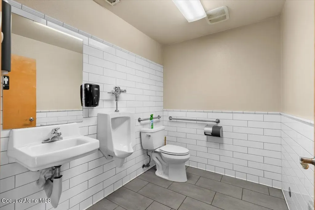 11494 N Warren Street Hayden ID 83835