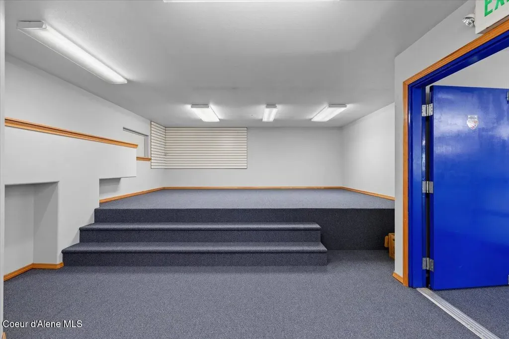 11494 N Warren Street Hayden ID 83835