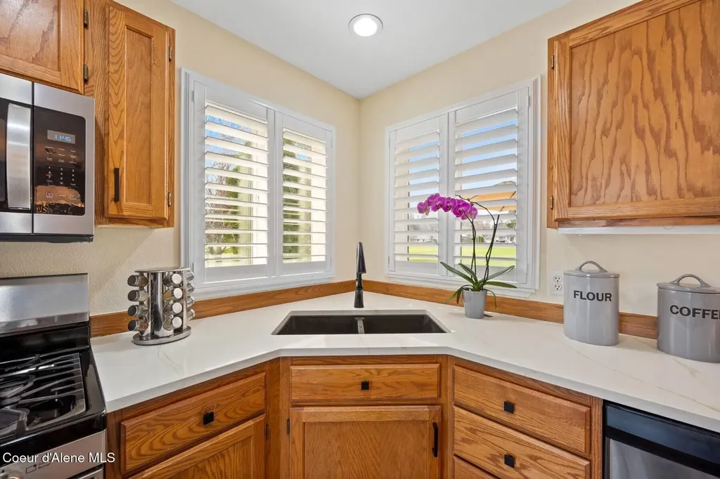 2815 N Slice Drive Post Falls ID 83854
