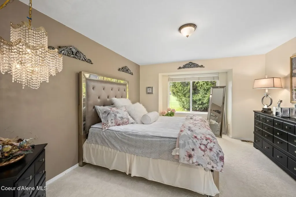 2815 N Slice Drive Post Falls ID 83854