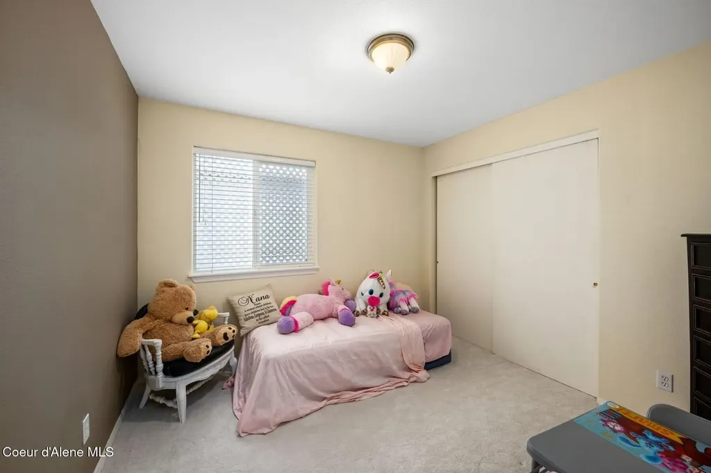 2815 N Slice Drive Post Falls ID 83854