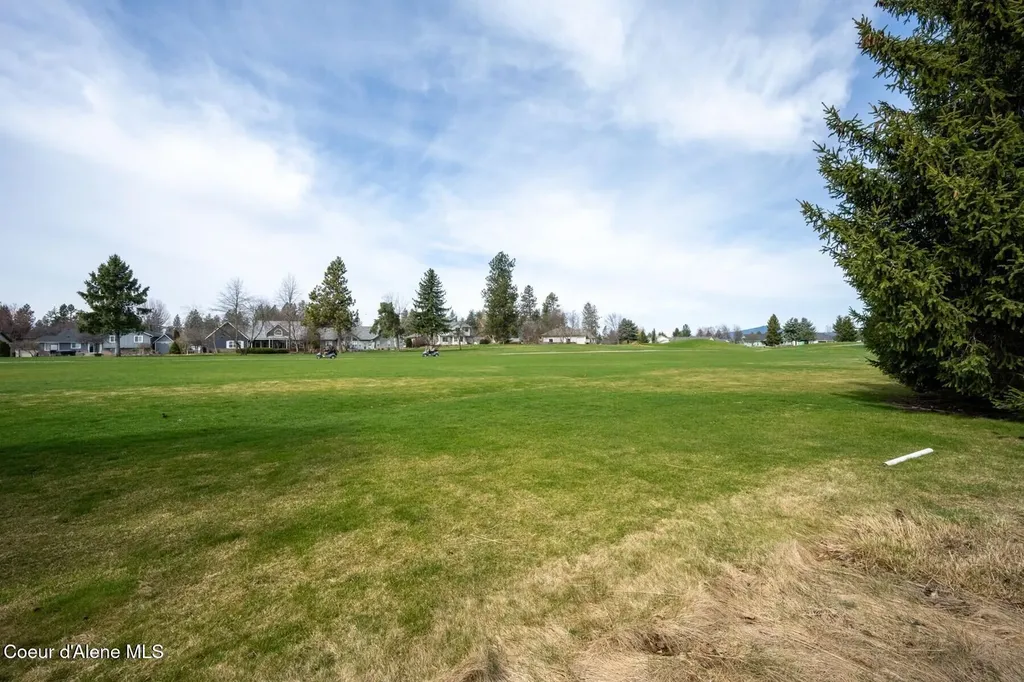 2815 N Slice Drive Post Falls ID 83854