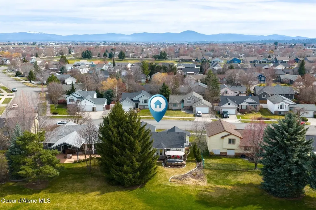 2815 N Slice Drive Post Falls ID 83854