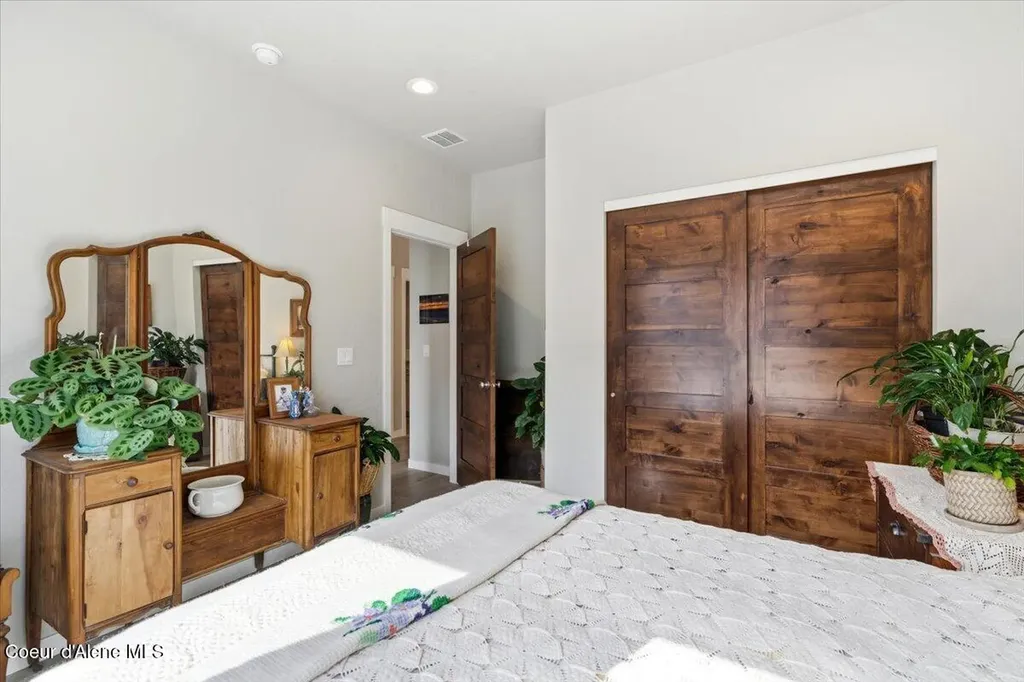 2949 W Highway 54 Spirit Lake ID 83869