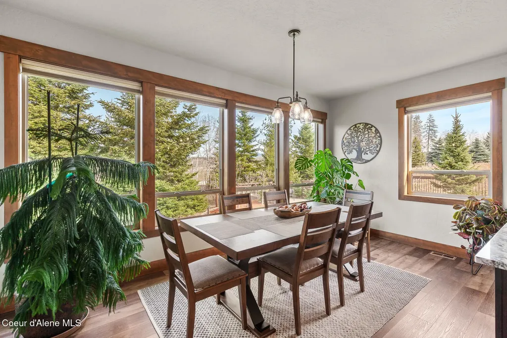 12835 N Sunflower Loop Hayden ID 83835