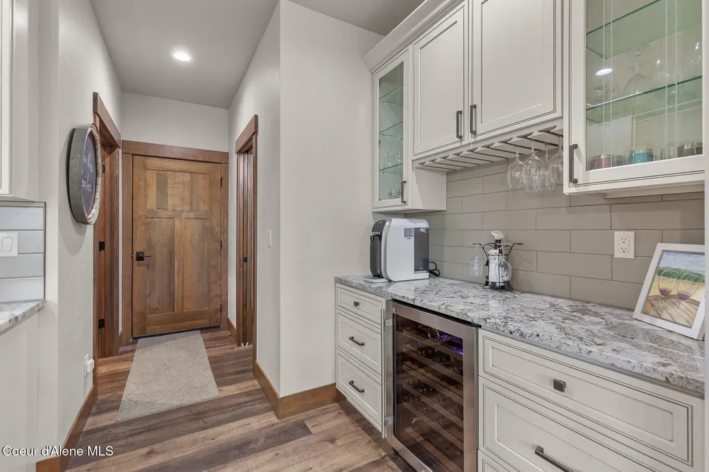 12835 N Sunflower Loop Hayden ID 83835