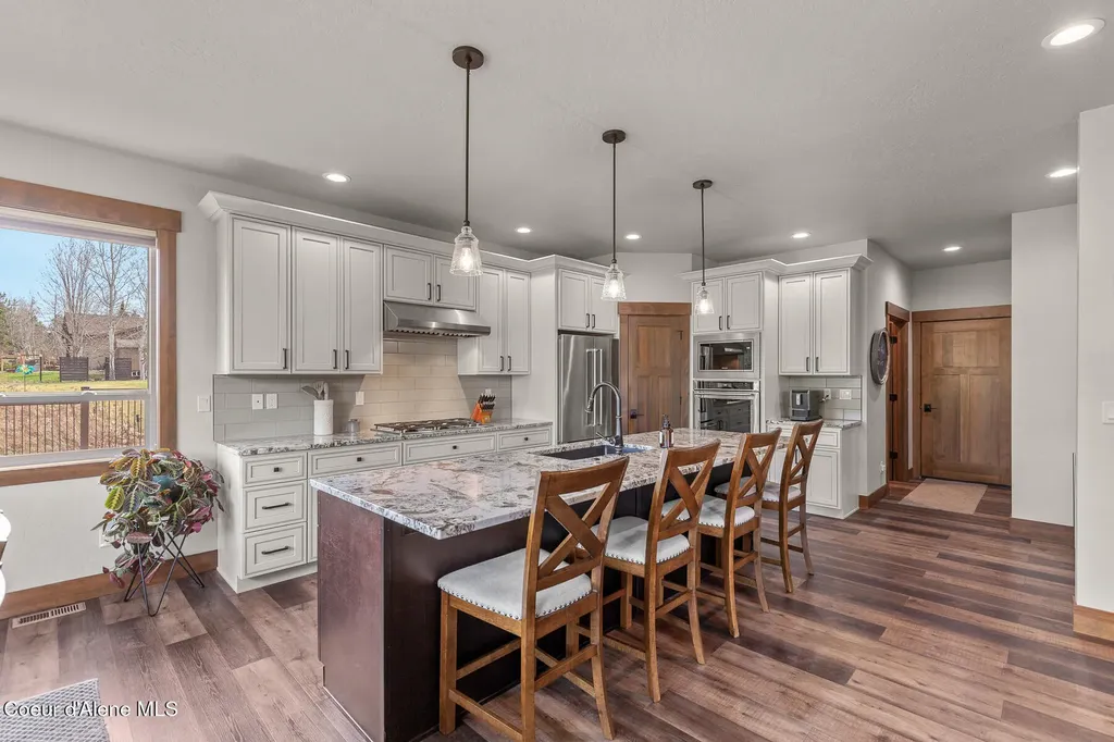 12835 N Sunflower Loop Hayden ID 83835