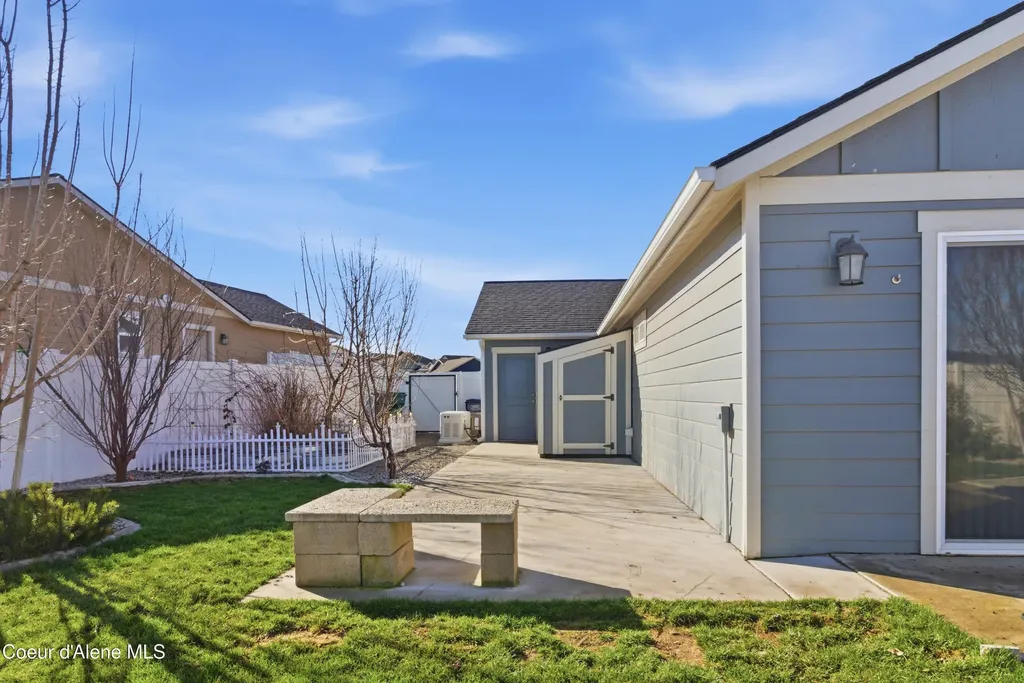 276 W Blanton Avenue Post Falls ID 83854