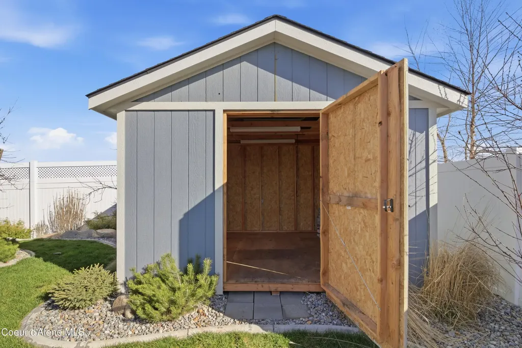276 W Blanton Avenue Post Falls ID 83854