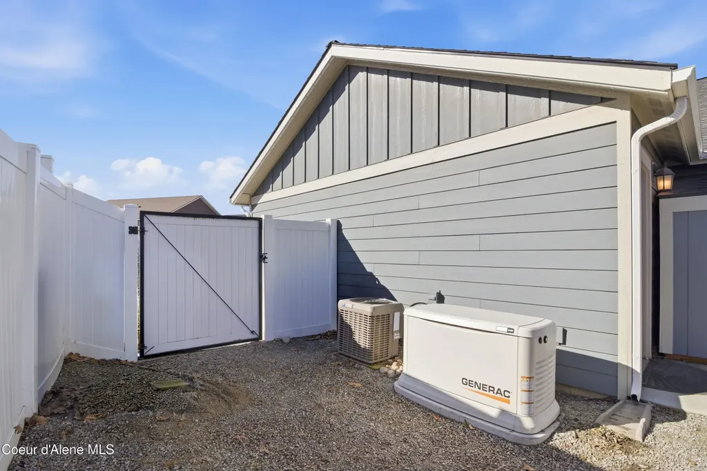 276 W Blanton Avenue Post Falls ID 83854