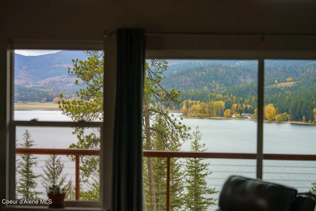 8171 W Osprey Ridge Road Rathdrum ID 83858