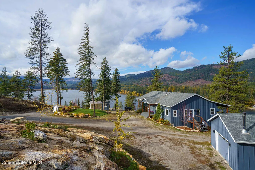 8171 W Osprey Ridge Road Rathdrum ID 83858