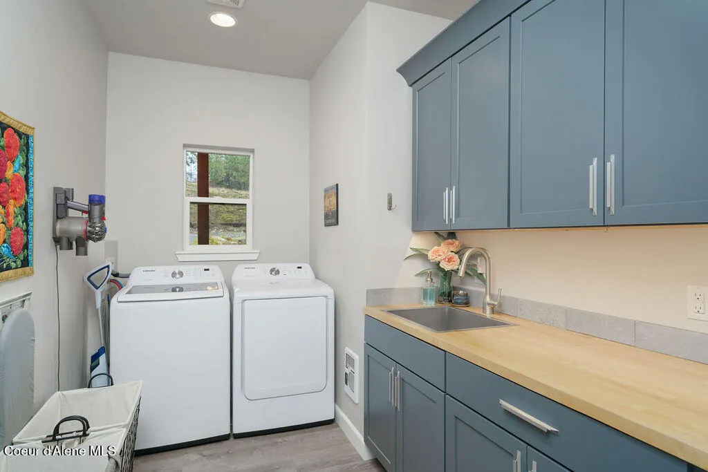 8171 W Osprey Ridge Road Rathdrum ID 83858