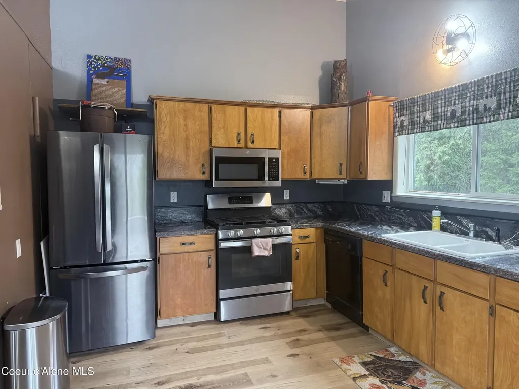 136 Holly Drive Troy (mt) MT 59935