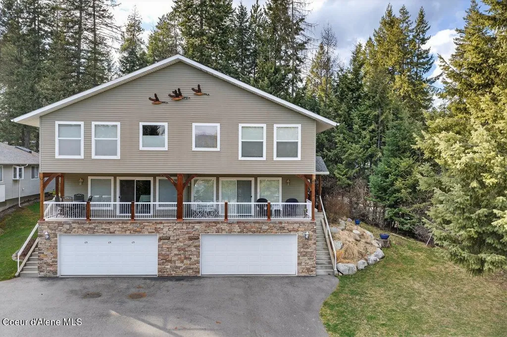 33885 N Moonbeam Court Bayview ID 83803
