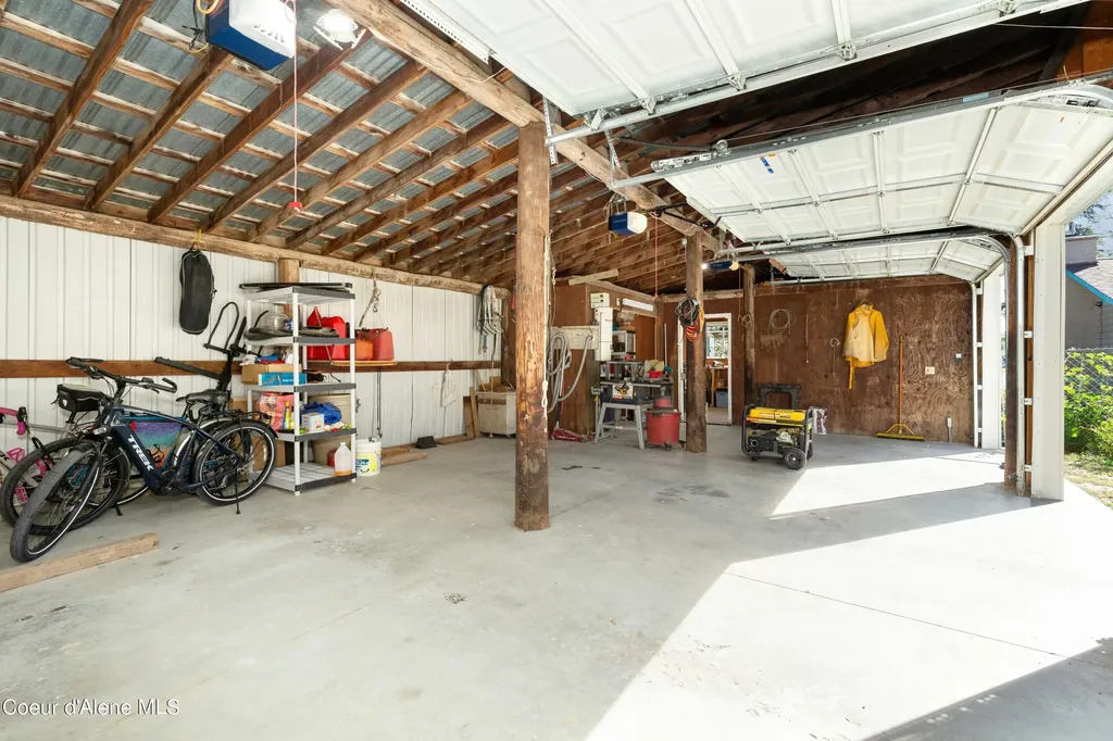 362 Winding Way Sandpoint ID 83864