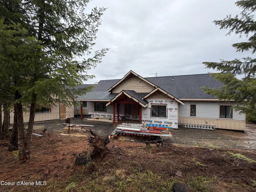 883 Grouse Mountain Road Sagle ID 83860