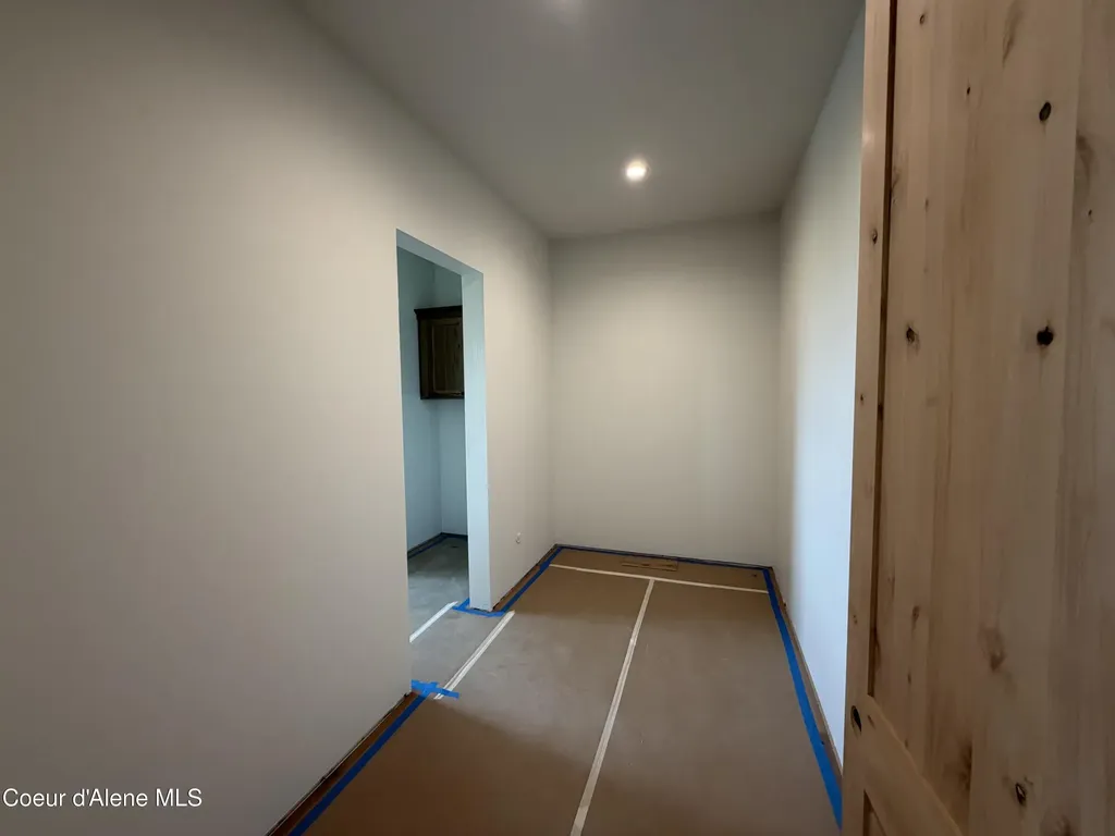 883 Grouse Mountain Road Sagle ID 83860