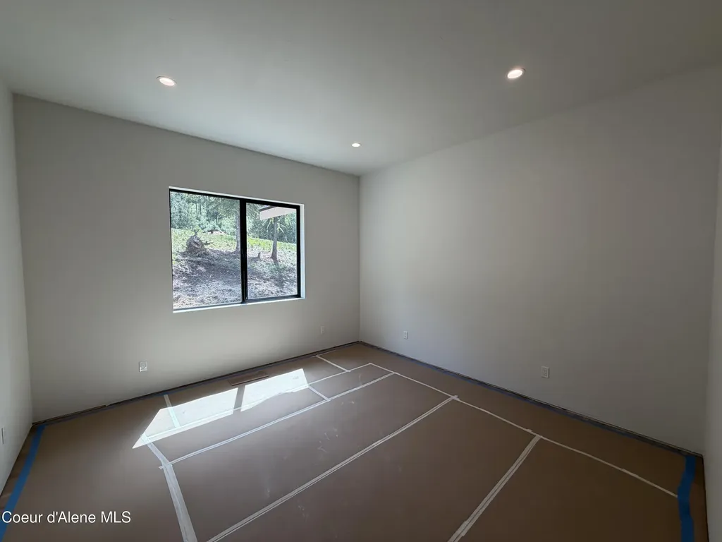 883 Grouse Mountain Road Sagle ID 83860