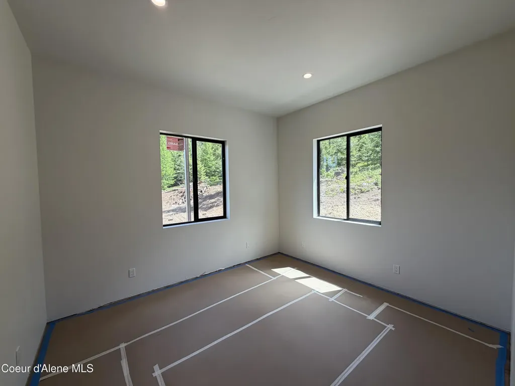 883 Grouse Mountain Road Sagle ID 83860