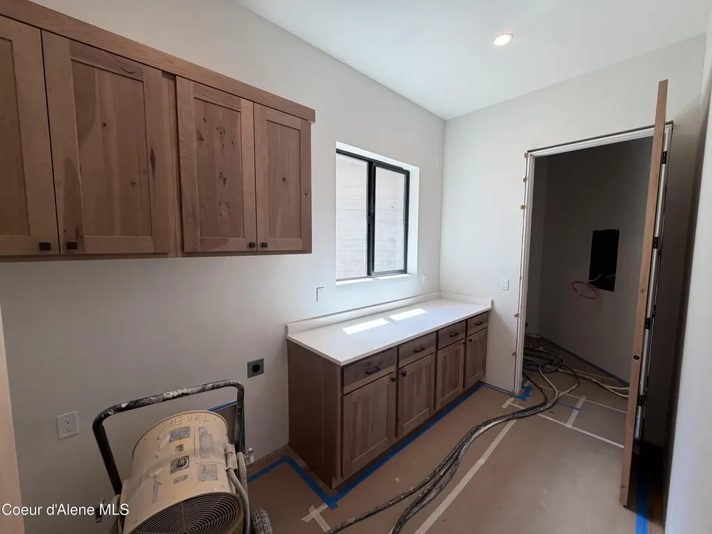 883 Grouse Mountain Road Sagle ID 83860