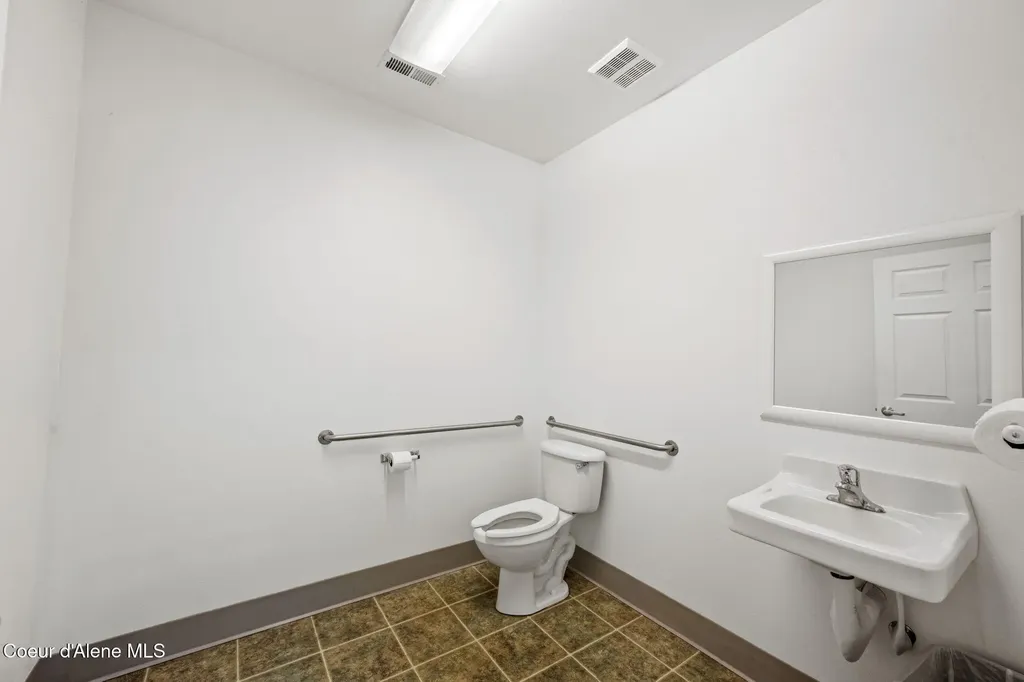 10146 N Atlas Road Hayden ID 83835