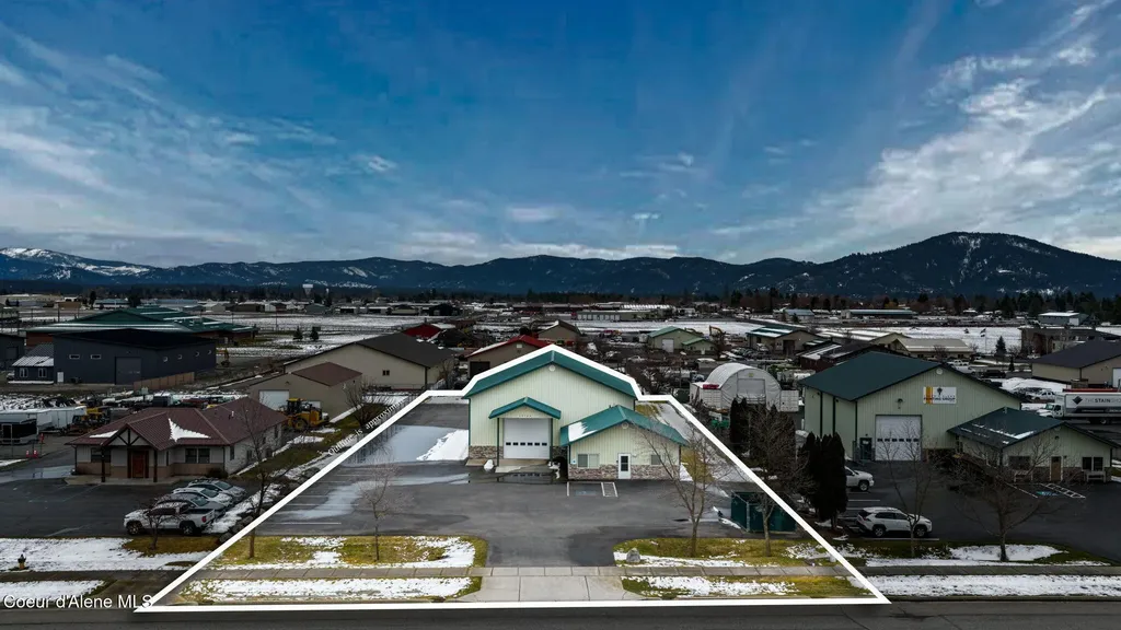 10146 N Atlas Road Hayden ID 83835