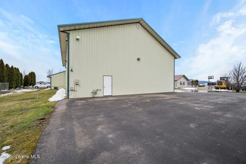 10146 N Atlas Road Hayden ID 83835