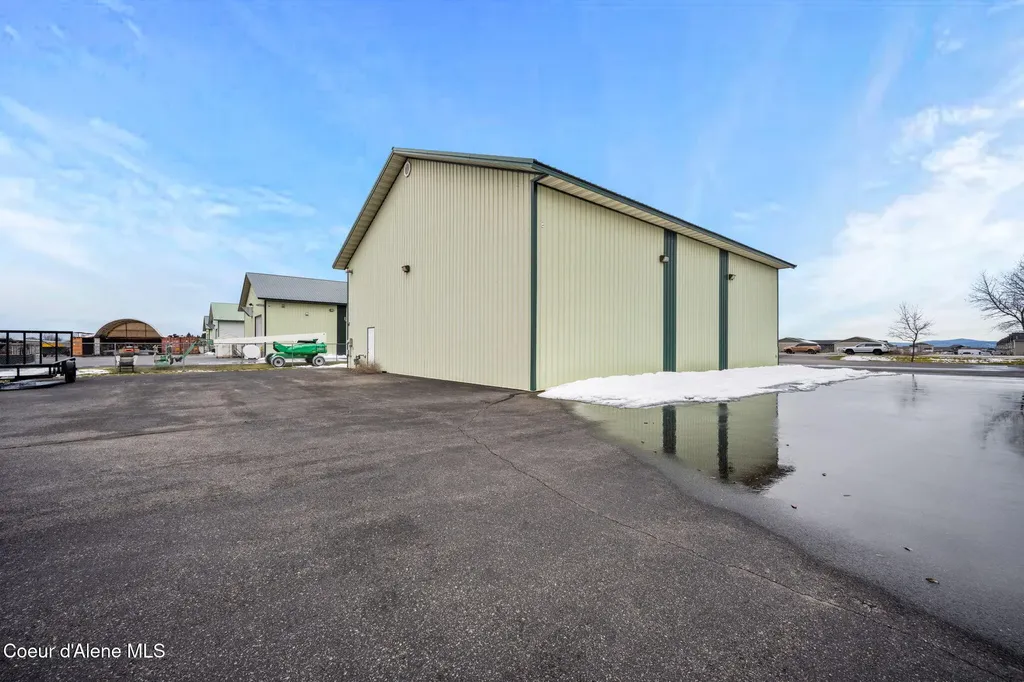 10146 N Atlas Road Hayden ID 83835