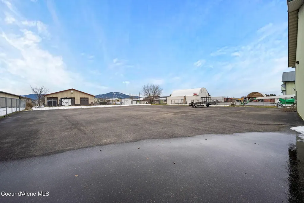 10146 N Atlas Road Hayden ID 83835