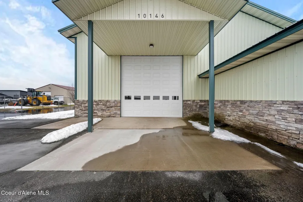 10146 N Atlas Road Hayden ID 83835