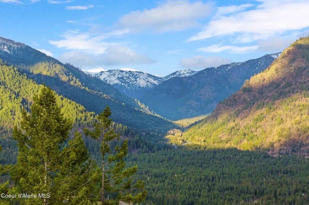 374 Carbine Drive Clark Fork ID 83811