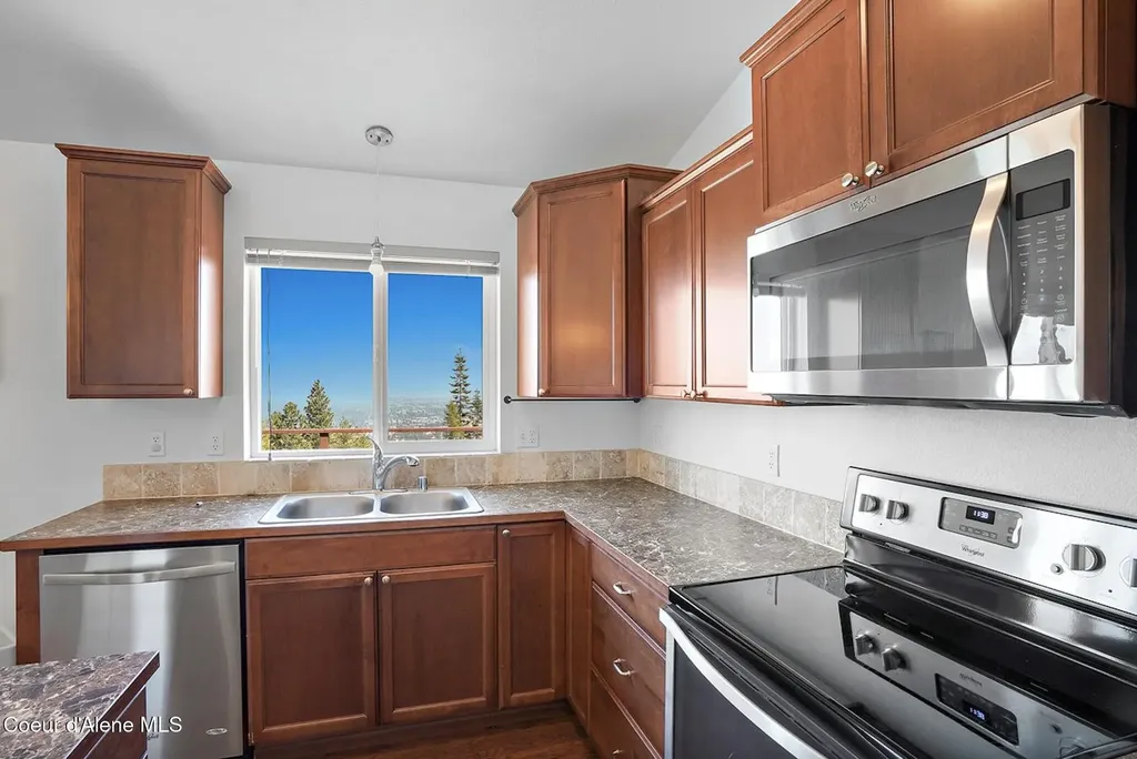 13476 W Margishward Road Post Falls ID 83854