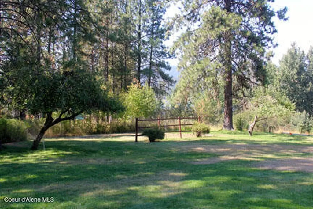 14814 S Kleins Medicine Trail Cataldo ID 83810