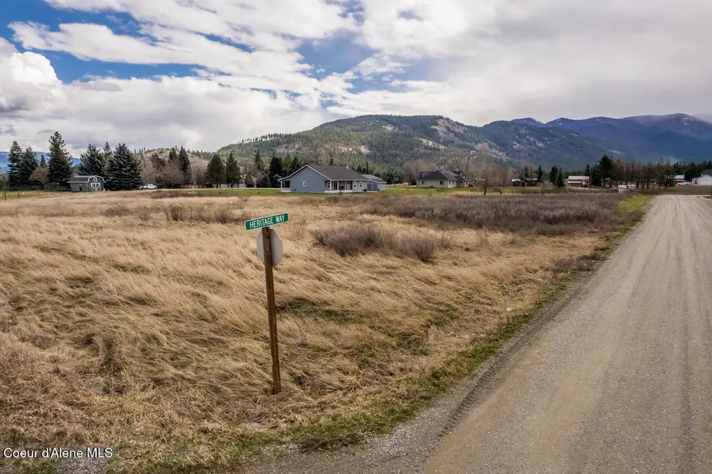 Lot 4 E. Mountain View Road Moyie Springs ID 83845
