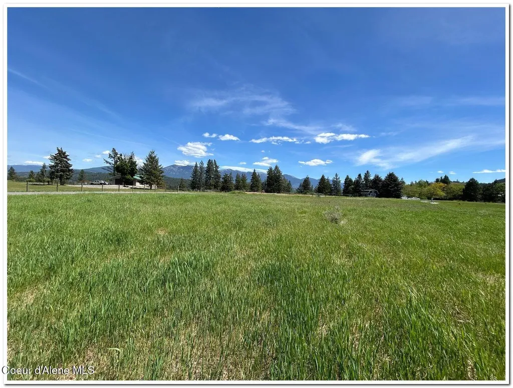 Lot 4 E. Mountain View Road Moyie Springs ID 83845