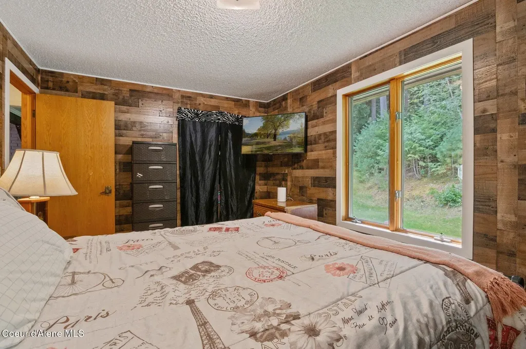 317 Power Avenue Kingston ID 83839