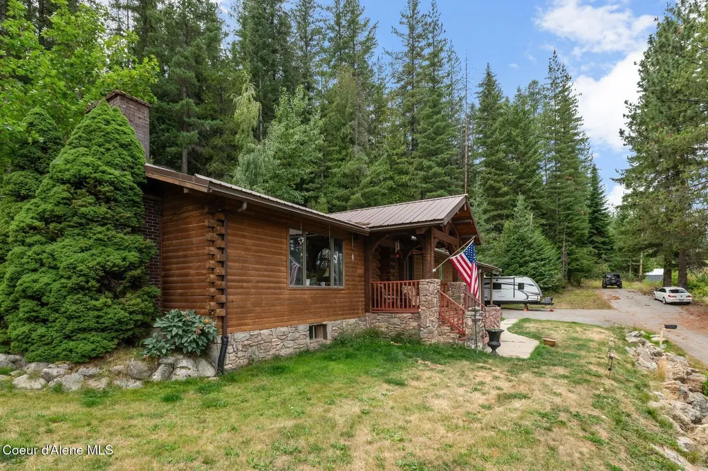 317 Power Avenue Kingston ID 83839