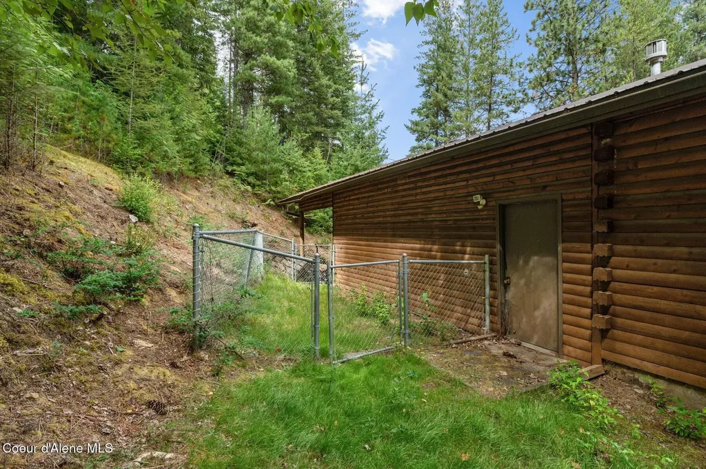 317 Power Avenue Kingston ID 83839