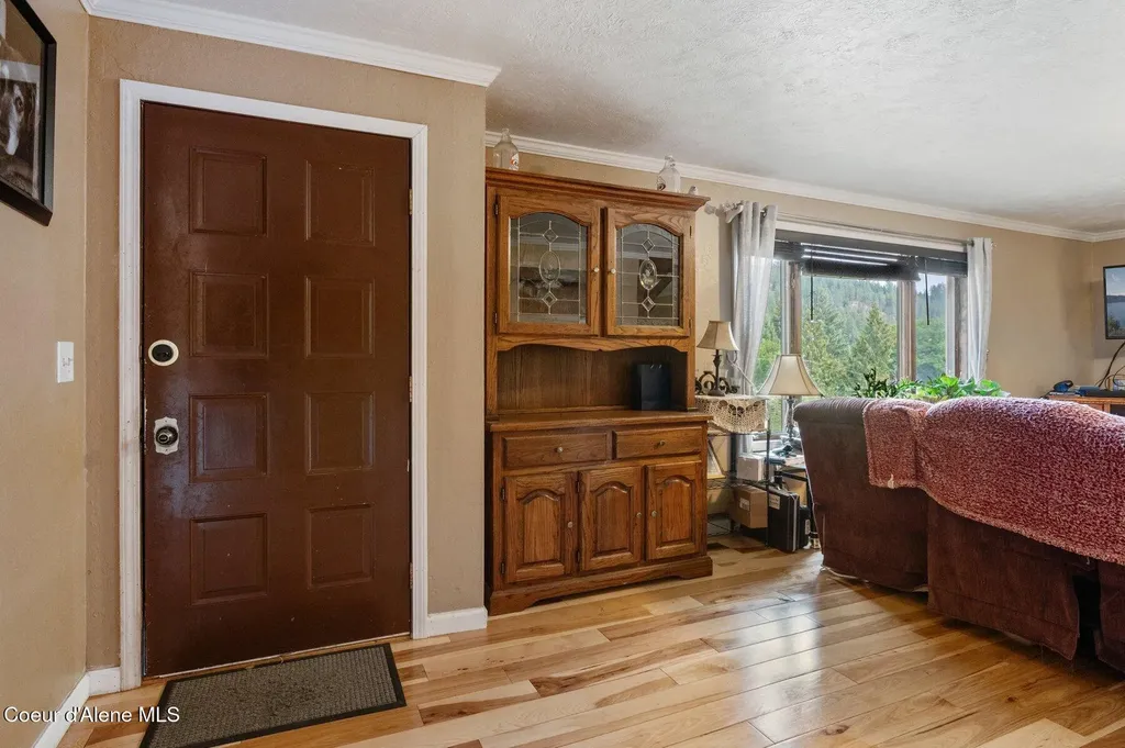 317 Power Avenue Kingston ID 83839
