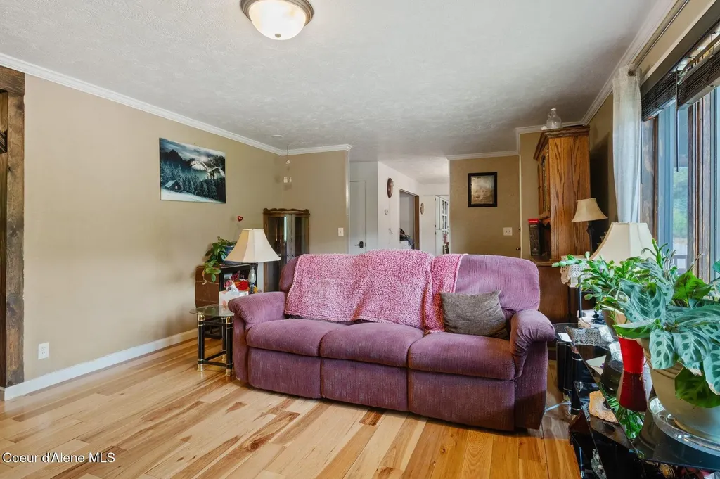 317 Power Avenue Kingston ID 83839