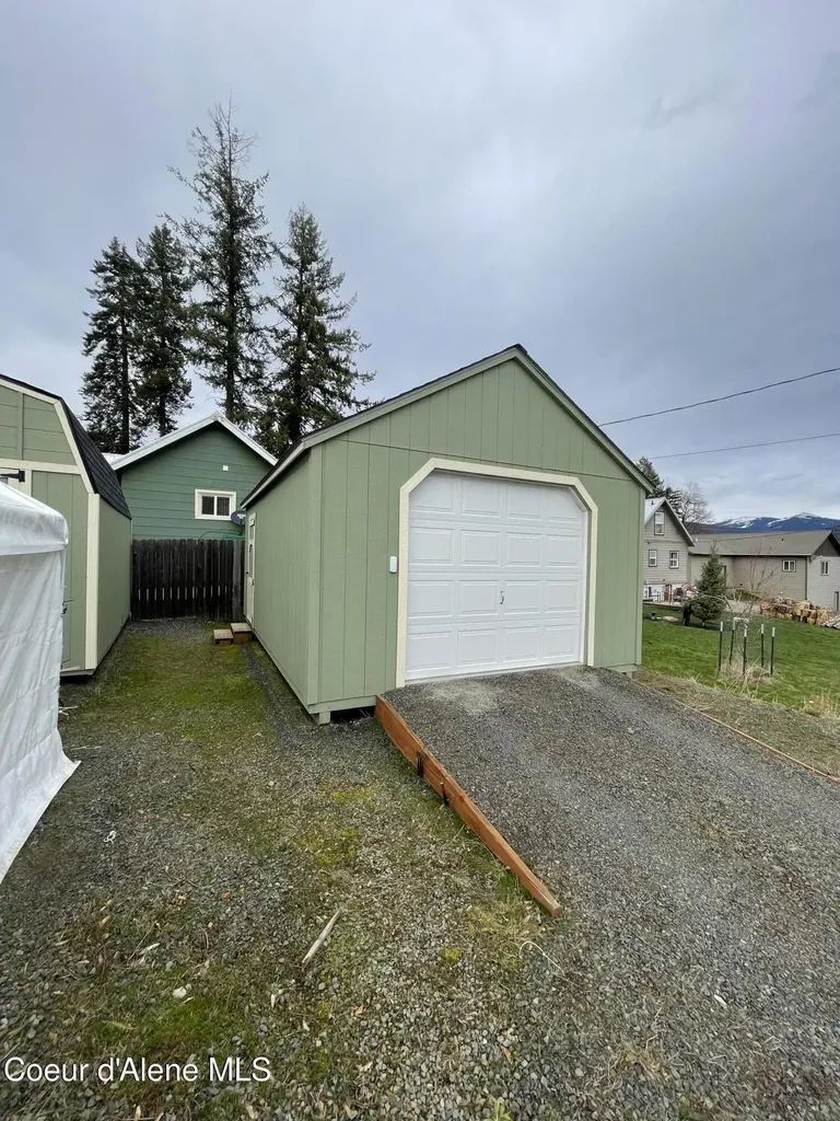 2037 Saint Maries Avenue St. Maries ID 83861