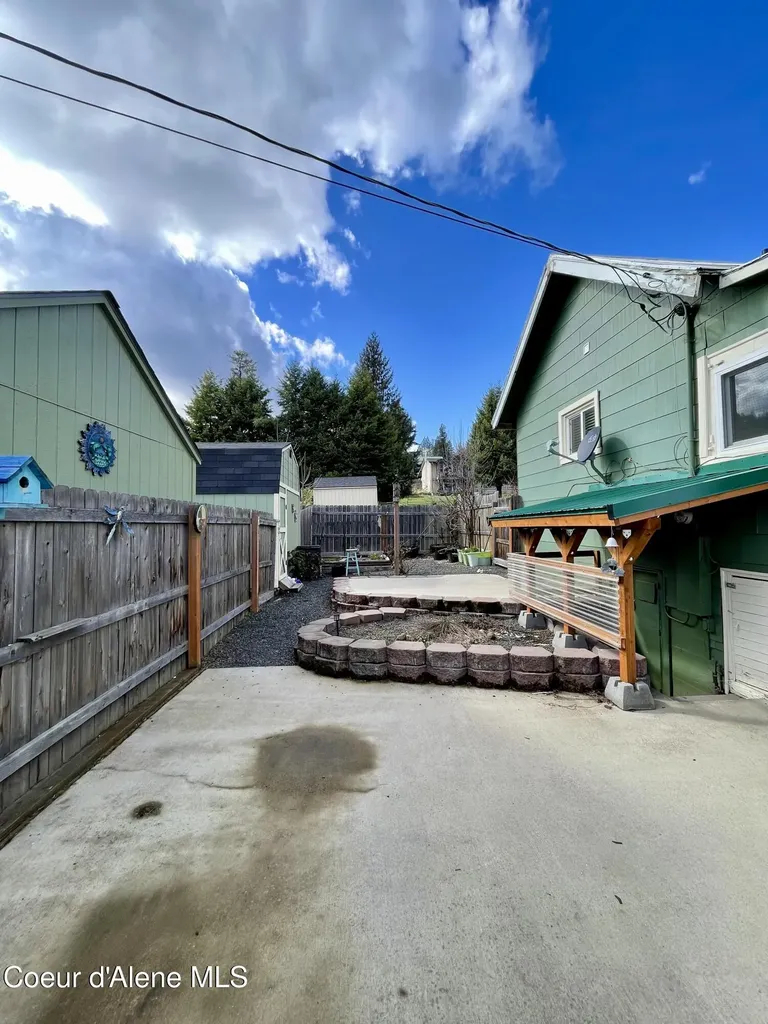 2037 Saint Maries Avenue St. Maries ID 83861