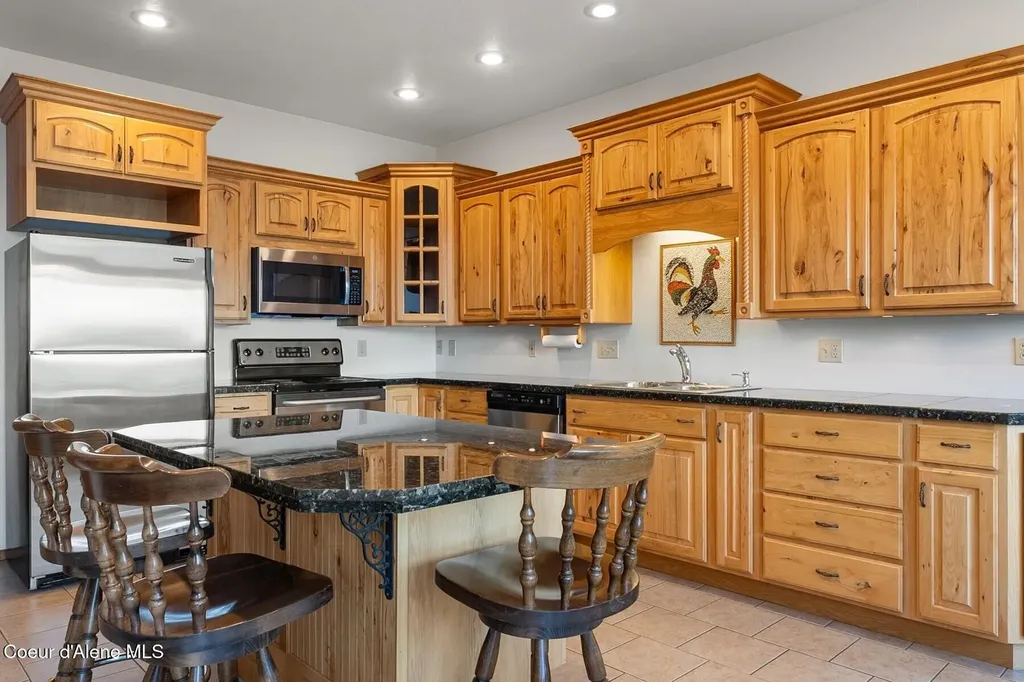 14830 Dufort Road Priest River ID 83856