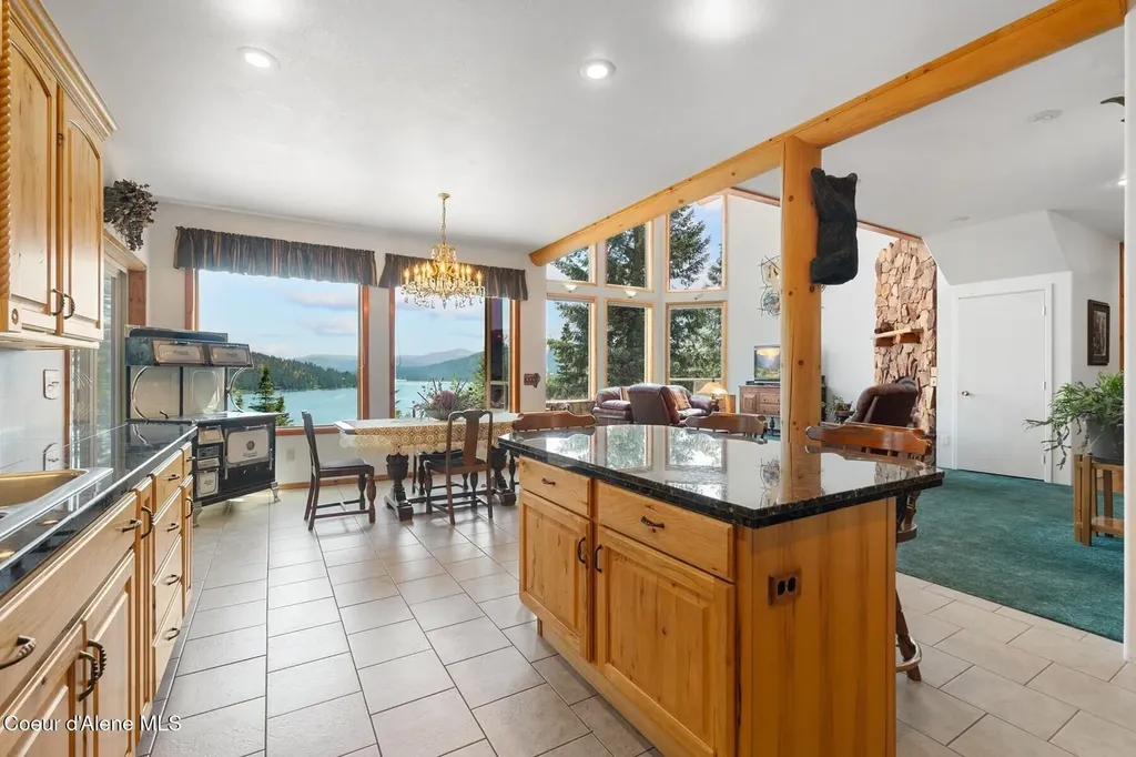 14830 Dufort Road Priest River ID 83856